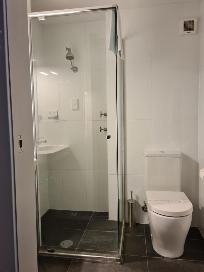 Belconnen Way Hotel & Serviced Apartments Canberra Exterior photo
